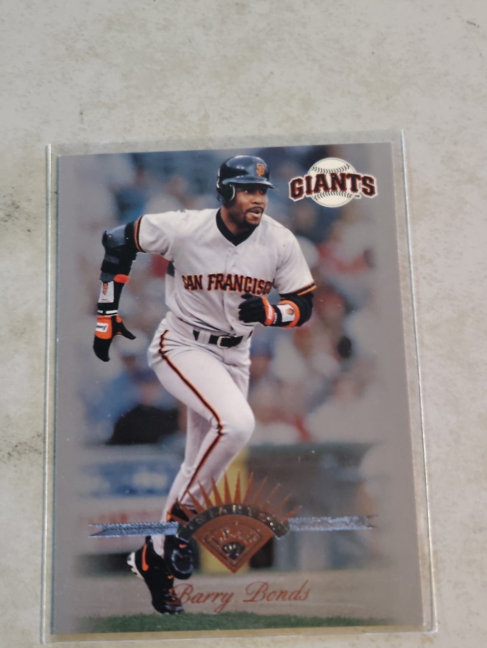 Barry Bonds 1997 Leaf #65 San Francisco Giants Baseball Card